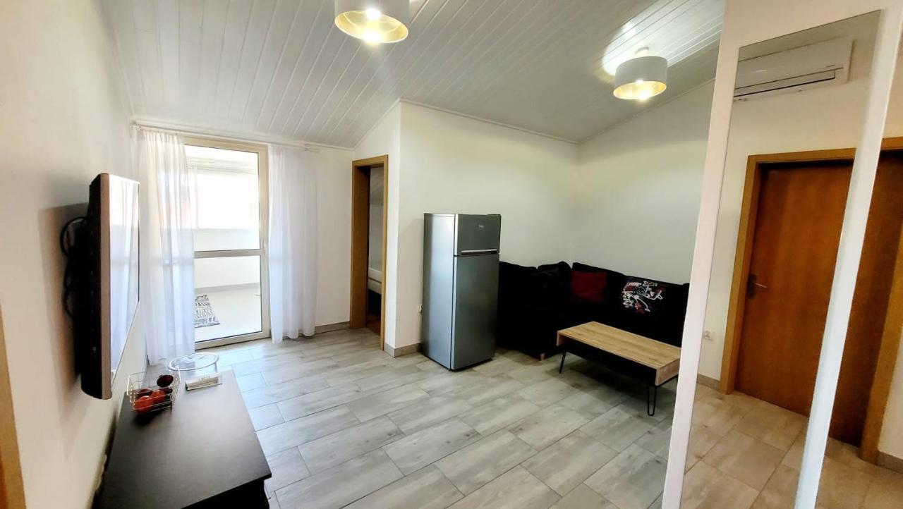 Apartament Sea Dalmatia Srima Buitenkant foto